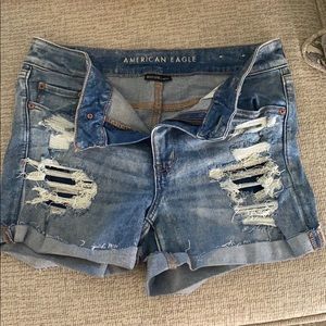 AE Distresses Jean Shorts